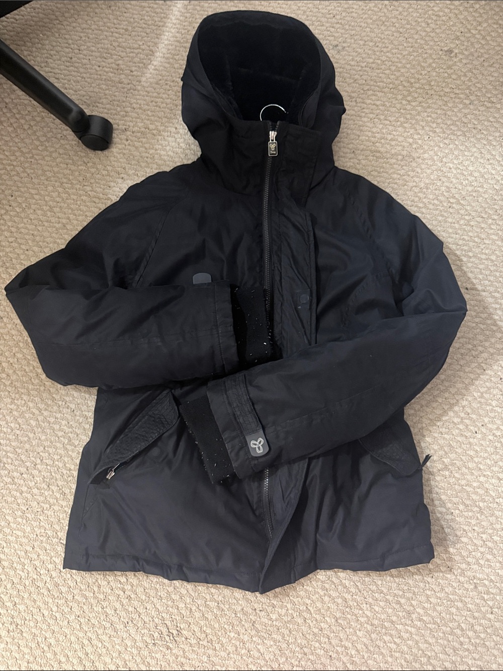 TNA Vail XL Black Hooded Puffer Jacket